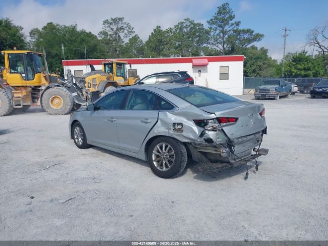 5NPE24AF5JH695364 Hyundai SONATA SE