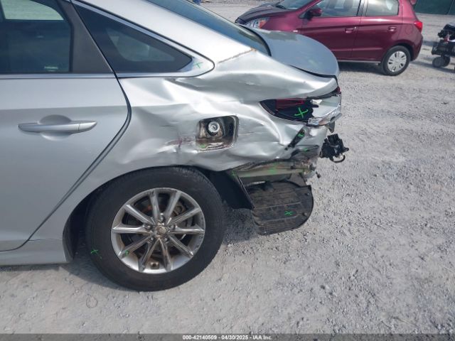 5NPE24AF5JH695364 Hyundai SONATA SE