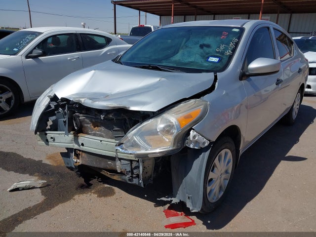 3N1CN7APXKL820212 Nissan Versa 1.6 S+