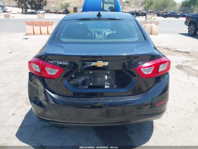 1G1BE5SMXJ7174845 Chevrolet Cruze Lt Auto
