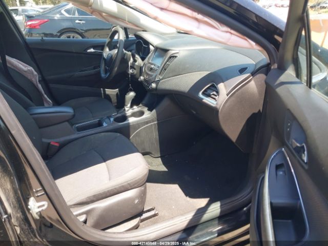 1G1BE5SMXJ7174845 Chevrolet Cruze Lt Auto