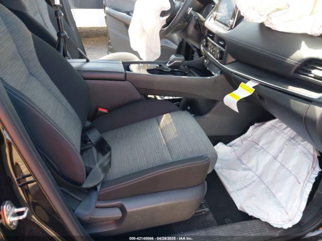 JN8AT3AA9MW013907 Nissan Rogue S Fwd