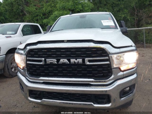 3C6UR5JL5RG337647 RAM 2500 Big Horn  4x4 8' Box