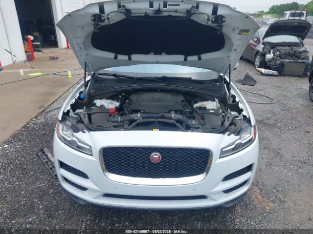 2018 JAGUAR F-PACE SADCN2EV1JA240270 Photo 9