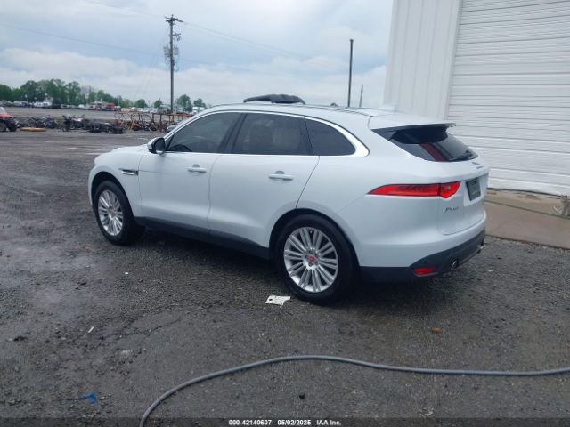 2018 JAGUAR F-PACE SADCN2EV1JA240270 Photo 2