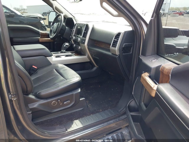 1FTFW1EG0JFE63324 Ford F-150 Lariat