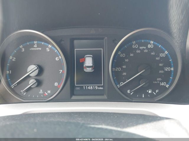 JTMWFREV3JD121908 Toyota Rav4 Xle