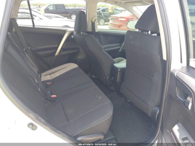 JTMWFREV3JD121908 Toyota Rav4 Xle