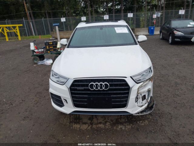 WA1ECCFS5HR003565 Audi Q3 2.0t Premium
