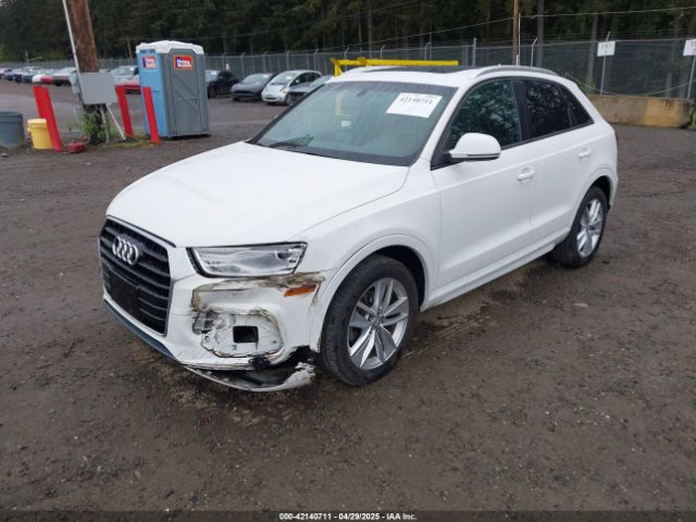 WA1ECCFS5HR003565 Audi Q3 2.0t Premium