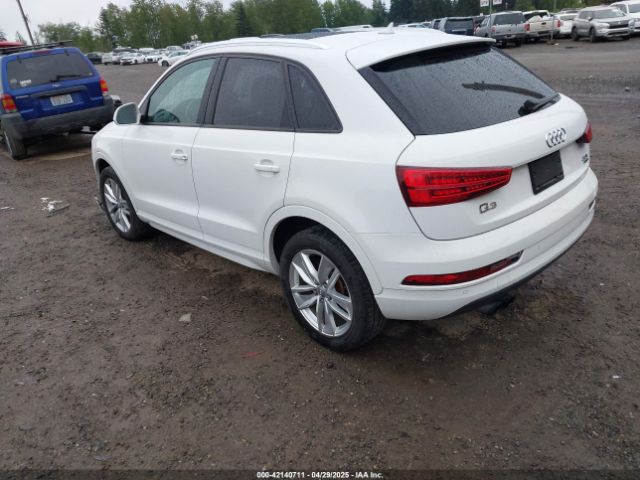 WA1ECCFS5HR003565 Audi Q3 2.0t Premium