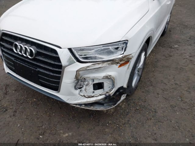 WA1ECCFS5HR003565 Audi Q3 2.0t Premium