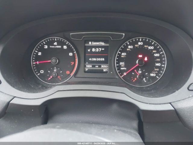 WA1ECCFS5HR003565 Audi Q3 2.0t Premium