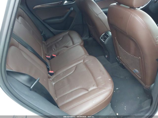 WA1ECCFS5HR003565 Audi Q3 2.0t Premium