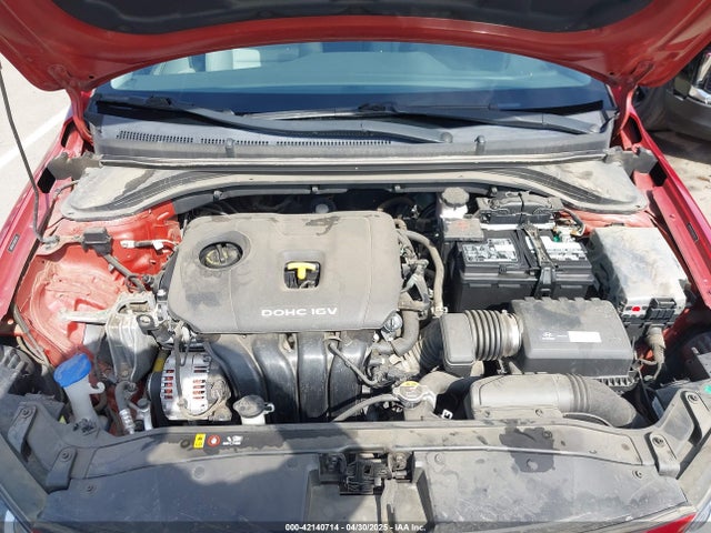 5NPD84LF2HH003305 Hyundai ELANTRA SE