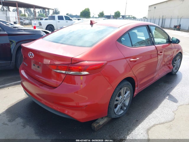 5NPD84LF2HH003305 Hyundai ELANTRA SE