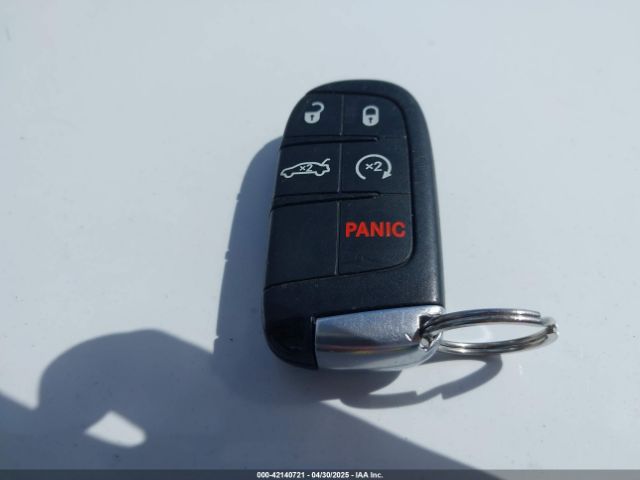 2C3CDXHG3EH329231 Dodge 2014