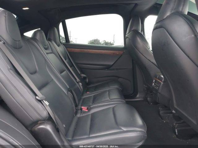 5YJXCDE26LF233958 Tesla Model X Long Range Dual Motor All-wheel Drive/long Range Plus Dual Motor All-wheel Drive