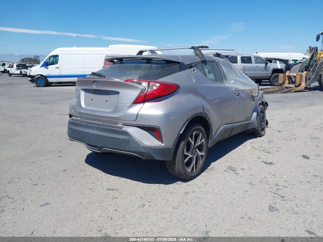 JTNKHMBX8K1046347 Toyota C-HR XLE