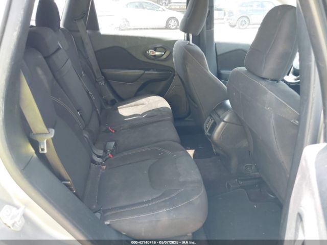 2016 JEEP CHEROKEE 1C4PJLCB3GW200355 Photo 7