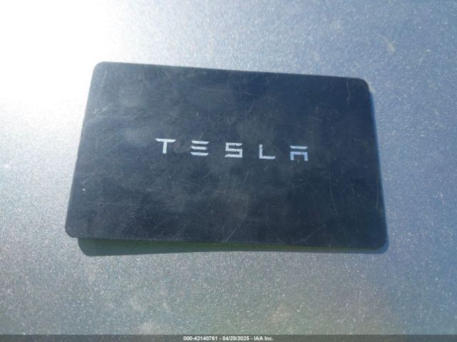 7SAYGDEE8SF244254 Tesla 2025