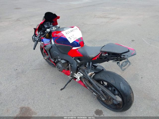 2022 HONDA CBR1000 JH2SC7713NK500213 Photo 2