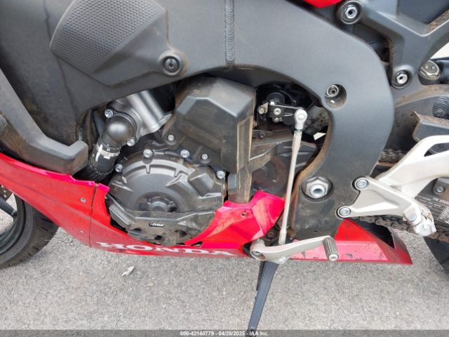 2022 HONDA CBR1000 JH2SC7713NK500213 Photo 8