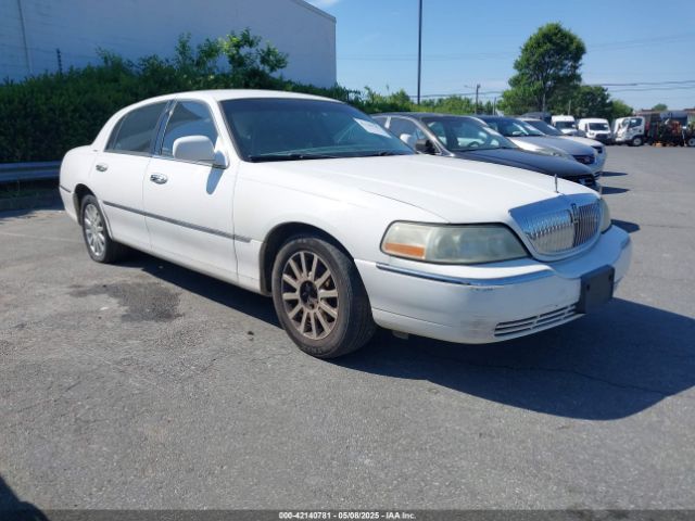 Auction sale of the 2006 Lincoln Town Car Signature, vin: 1LNHM81V46Y634398, lot number: 42140781