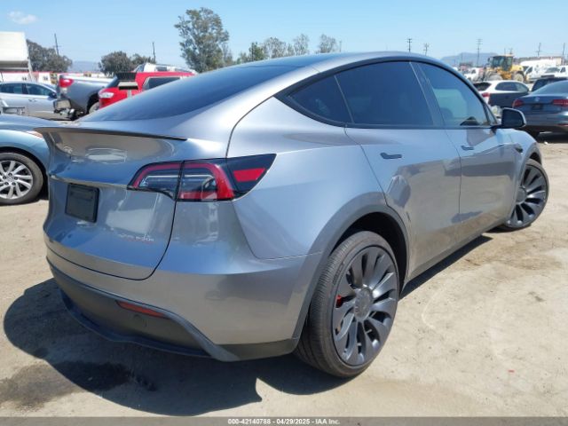 7SAYGDEF9RA299036 Tesla Model Y Performance Dual Motor All-wheel Drive