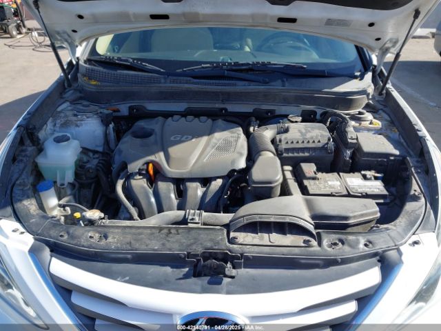 5NPEB4AC2EH839366 Hyundai SONATA GLS