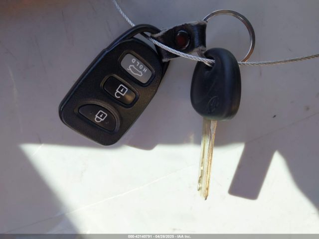 5NPEB4AC2EH839366 Hyundai SONATA GLS