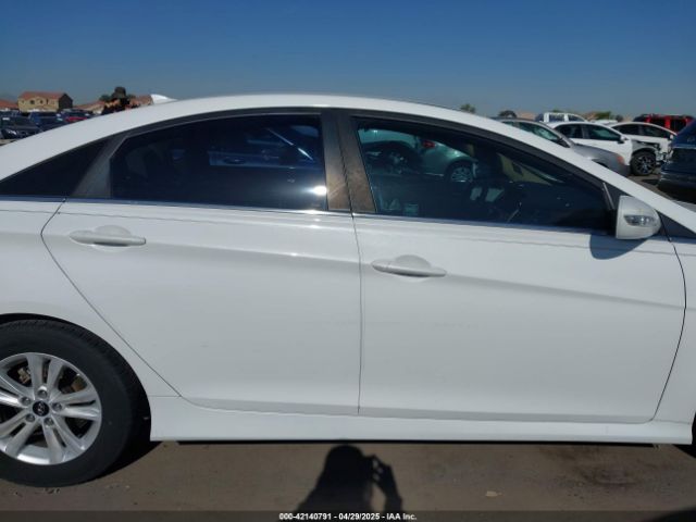 5NPEB4AC2EH839366 Hyundai SONATA GLS