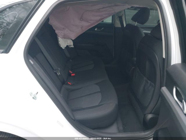 5XXG14J21NG132855 KIA K5 LXS