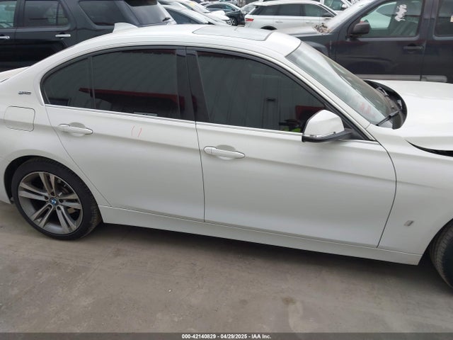 WBA8E1C55JA758457 BMW 330e Iperformance