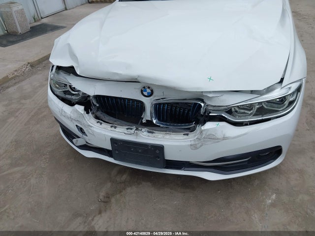 WBA8E1C55JA758457 BMW 330e Iperformance