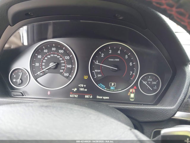 WBA8E1C55JA758457 BMW 330e Iperformance