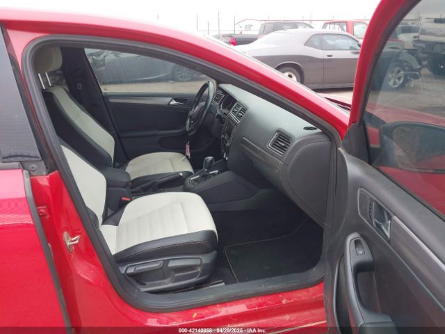 3VWD17AJ2GM285299 Volkswagen Jetta 1.8t Sport