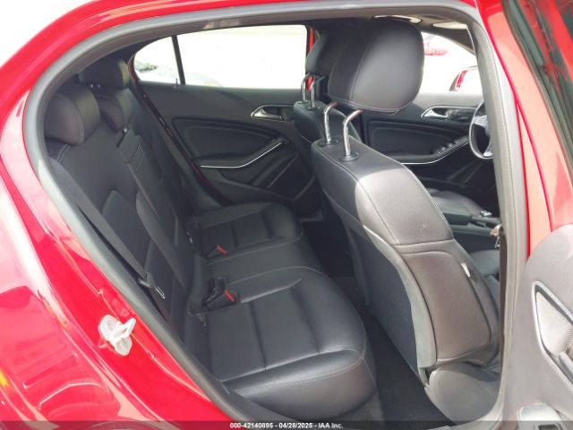 WDCTG4EB8HJ298761 Mercedes-Benz GLA 250