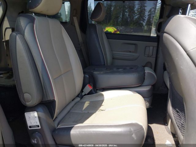 KNDMB5C11H6253379 KIA SEDONA LX