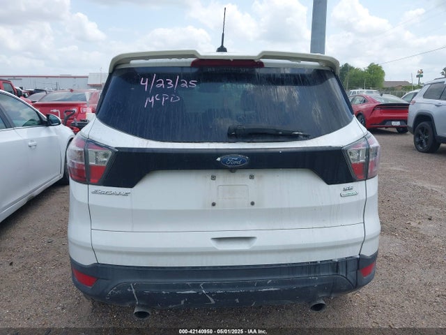 1FMCU0G95HUA69725 Ford Escape