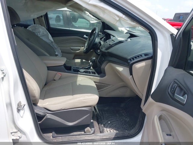 1FMCU0G95HUA69725 Ford Escape