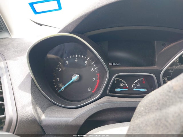 1FMCU0G95HUA69725 Ford Escape