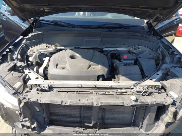 YV4102PK9L1533600 Volvo Xc90 T5 Momentum 7 Passenger