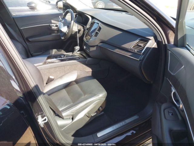 YV4102PK9L1533600 Volvo Xc90 T5 Momentum 7 Passenger