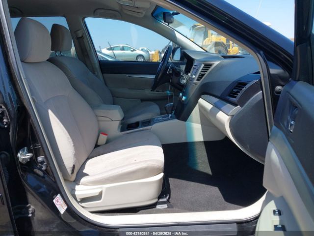 4S4BRCCC1E3291115 Subaru Outback 2.5i Premium
