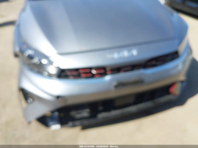 3KPF54AD7NE439859 KIA mpi nu