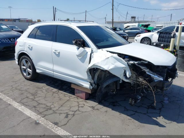 2021 AUDI Q3 WA1DECF37M1055948