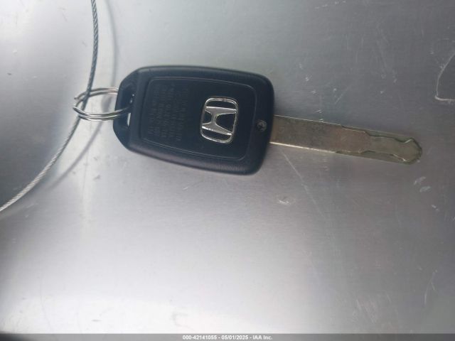 2HGFC2F62KH532228 Honda Civic Lx