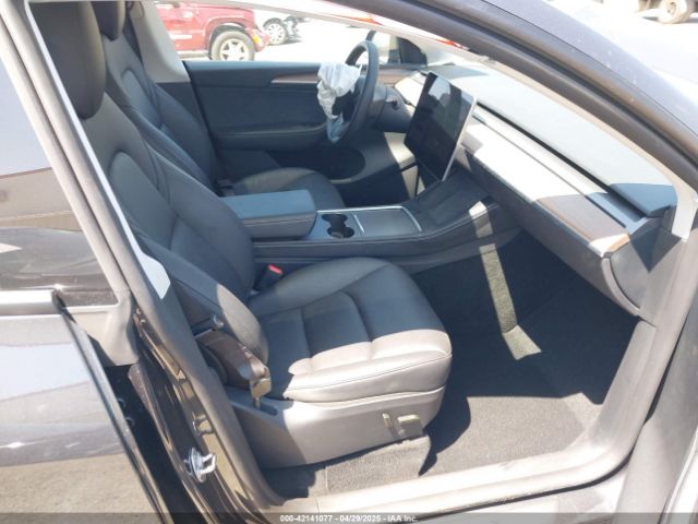 2024 TESLA MODEL Y 7SAYGDED9RF053945 Photo 4