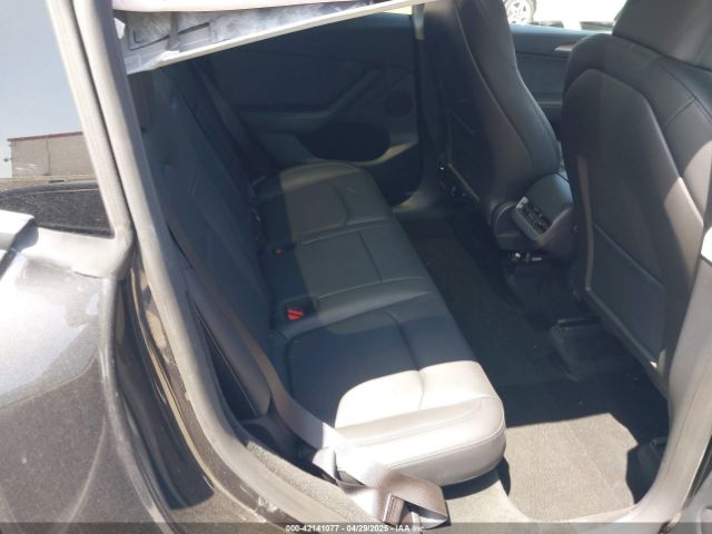 2024 TESLA MODEL Y 7SAYGDED9RF053945 Photo 7